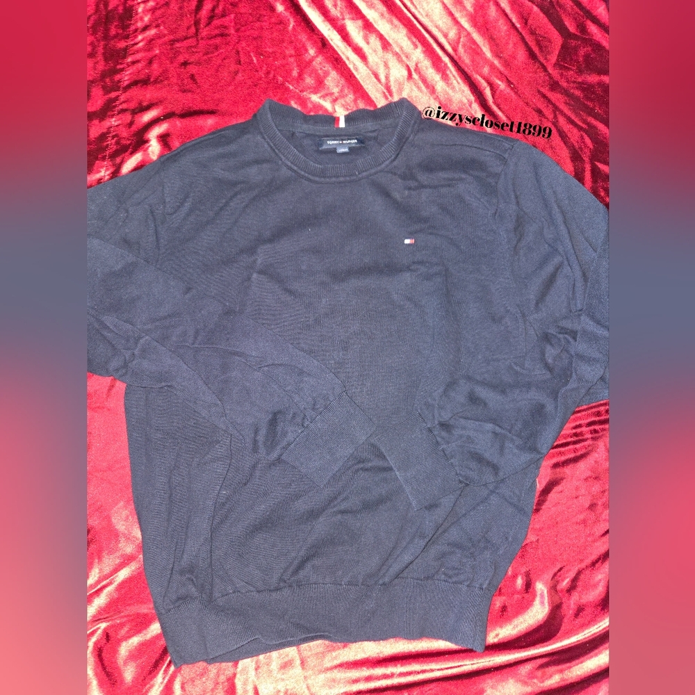 Tommy Hilfiger Long Sleeve Crewneck Sweater in navy blue